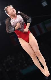 半场战报：巴西2-0塞内加尔，埃斯特旺、卡塞米罗建功