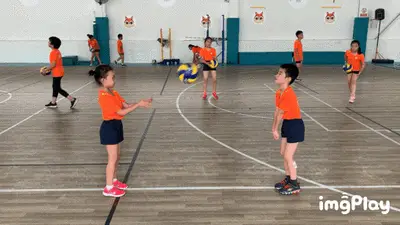 就在今天！26岁姆巴佩2球1助攻 创造69年历史神迹 帮皇马3-0复仇